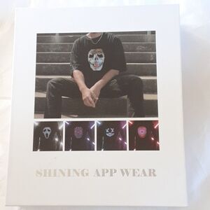 Shining APP T-shirt, LED controlled with a smartphone, Large, Black, NWT